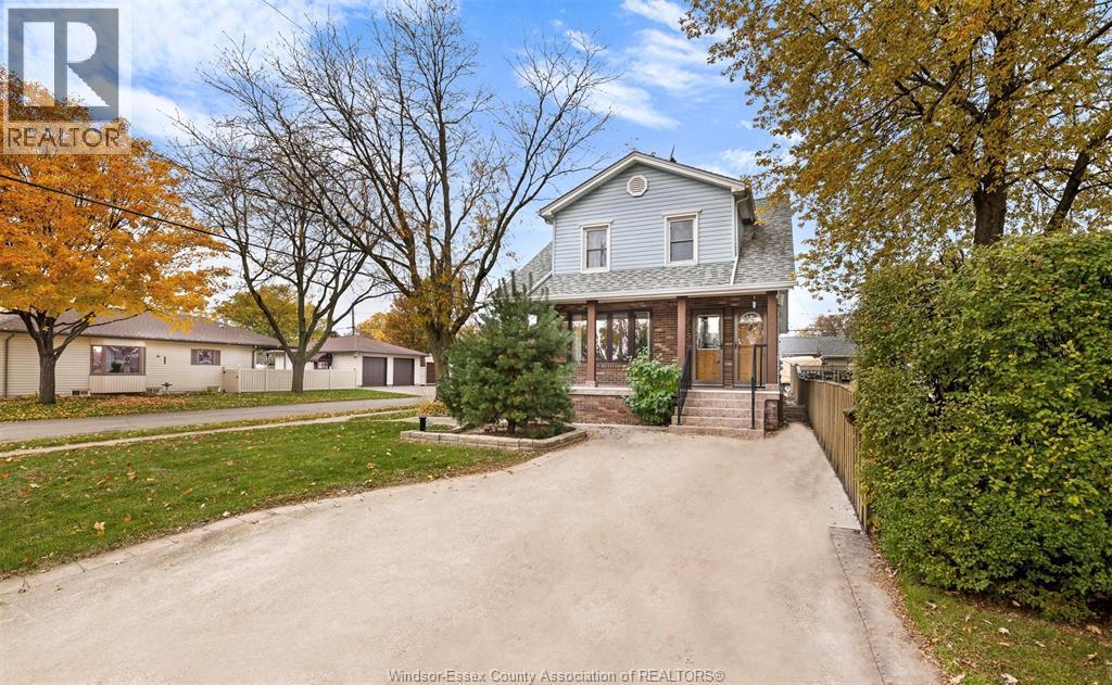 704 Bensette, Windsor — photograph 2