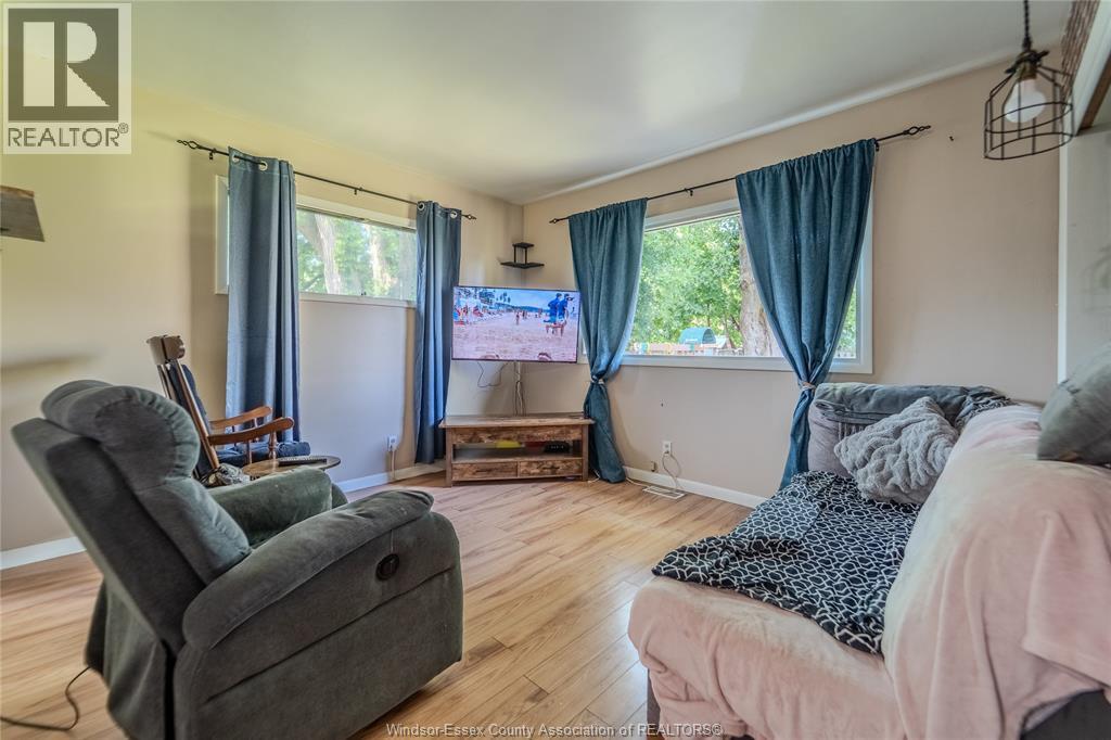 3764 Matchett Road, Windsor — photograph 3