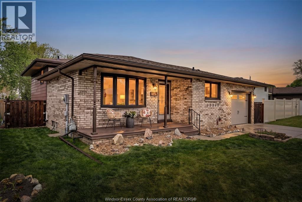 Single Family — 12240 Cedarwood, Tecumseh, Ontario