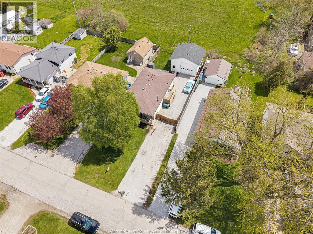 Single Family — 114 Gloucester Drive, Colchester, Ontario
