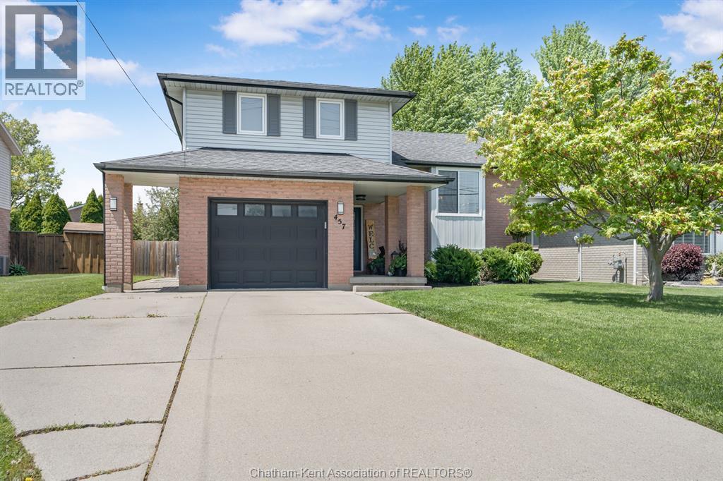 Single Family — 457 McNaughton Avenue, Chatham, Ontario