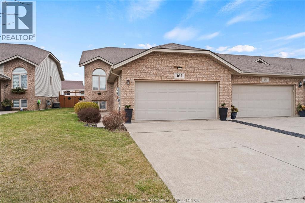 Single Family — 163 Antonio Court, Leamington, Ontario