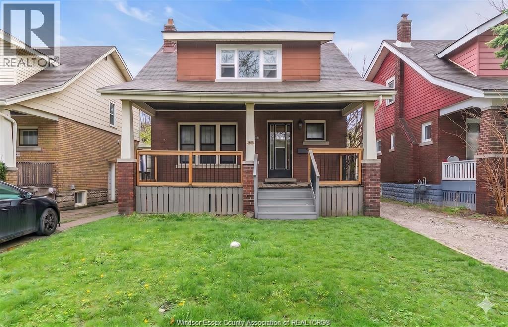 418 Rankin, Windsor — primary photograph