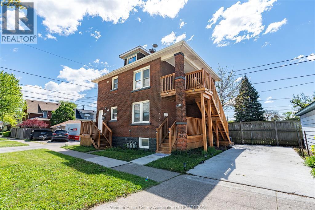 1239-47 Richmond Street, Windsor — primary photograph