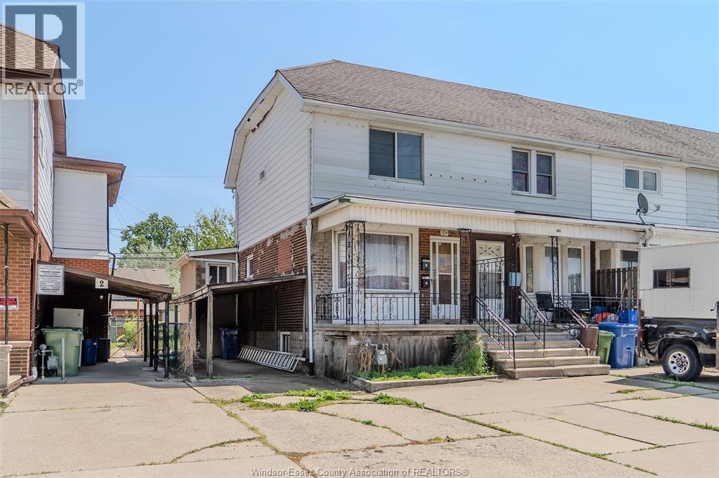 1124 Mercer Street, Windsor — photograph 3