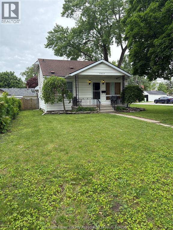 3203 Byng, Windsor — primary photograph