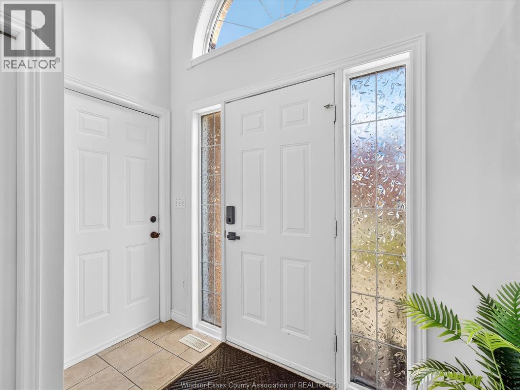 3859 Clara Avenue, Windsor — photograph 3
