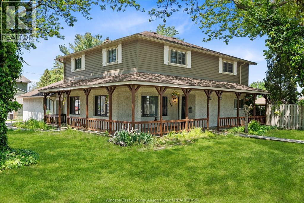 199 Sacred Heart Drive, LaSalle — photograph 2