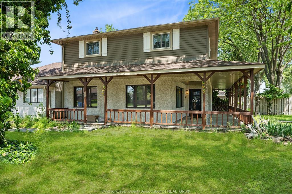 199 Sacred Heart Drive, LaSalle — photograph 3