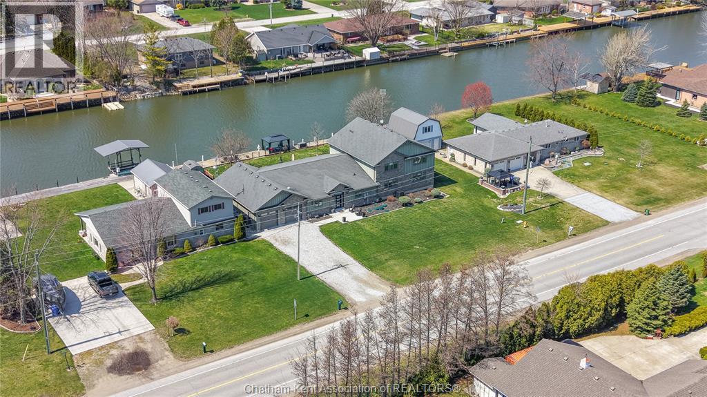 735 Tisdelle Drive, Lighthouse Cove — photograph 2
