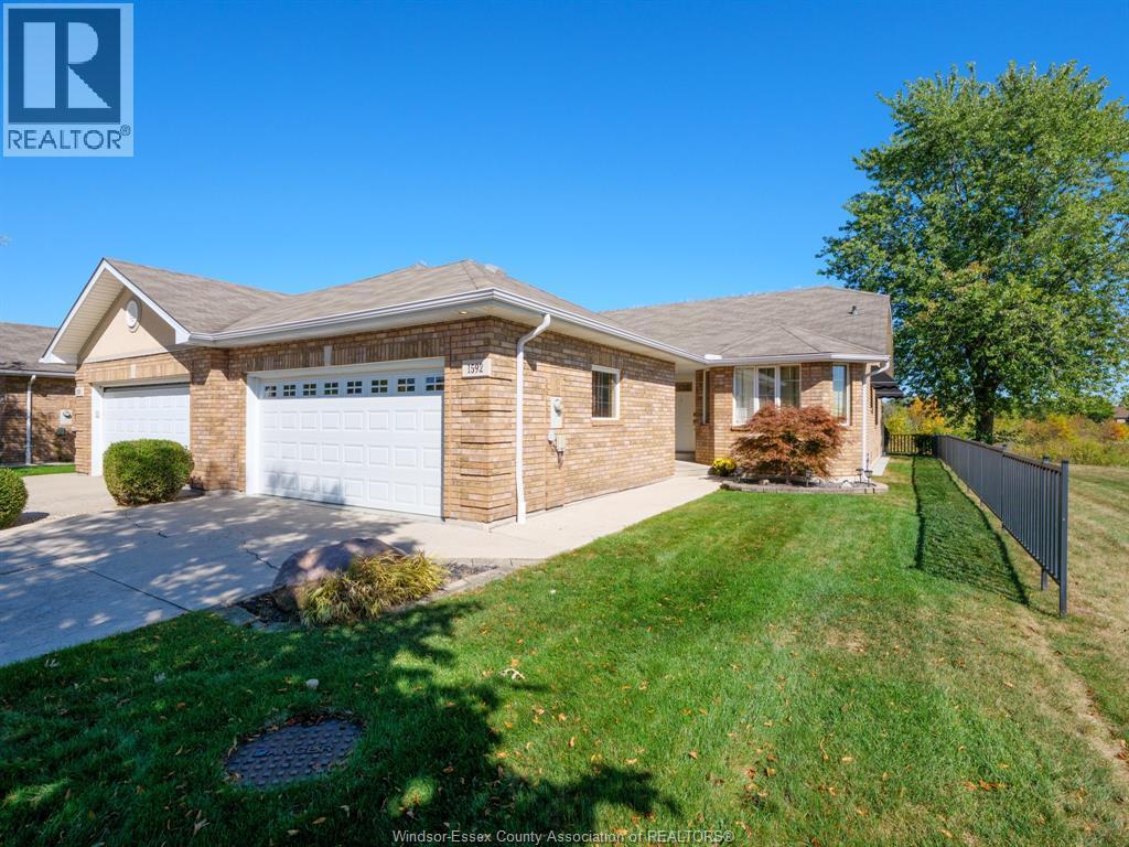 1592 Blue Heron Drive, Windsor — primary photograph