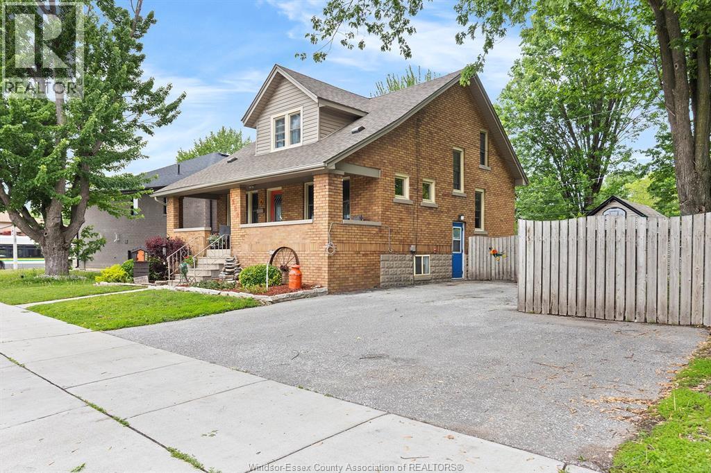 1288 Cabana Road, Windsor — photograph 2