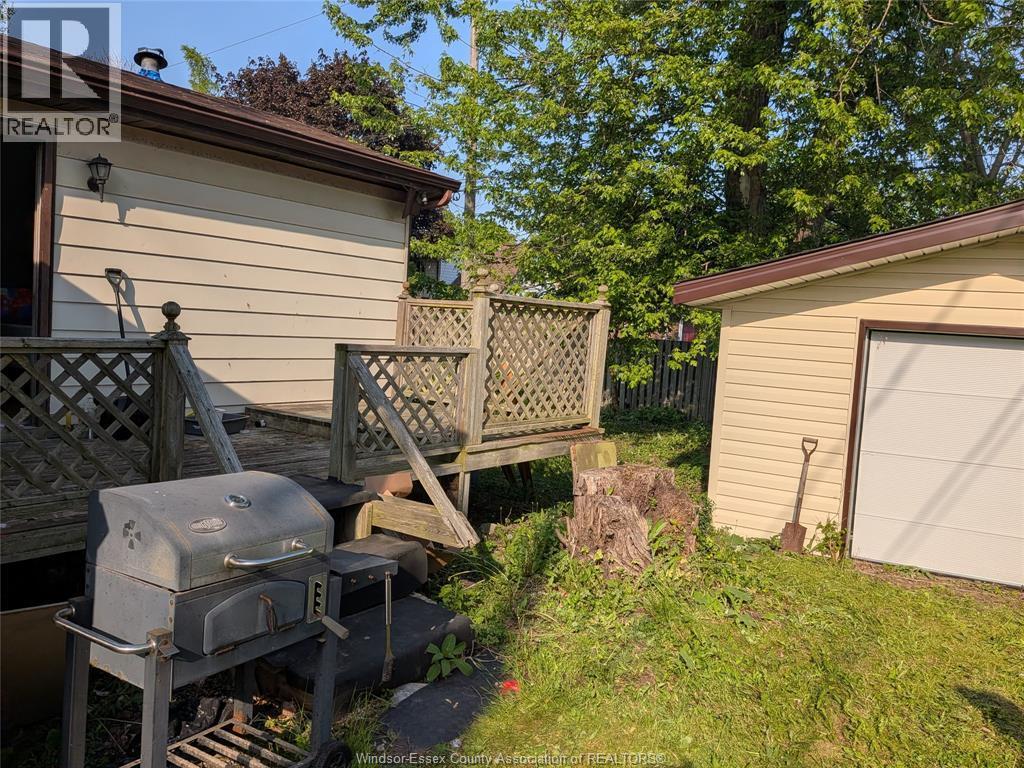 3671 Mulford Court, Windsor — photograph 2