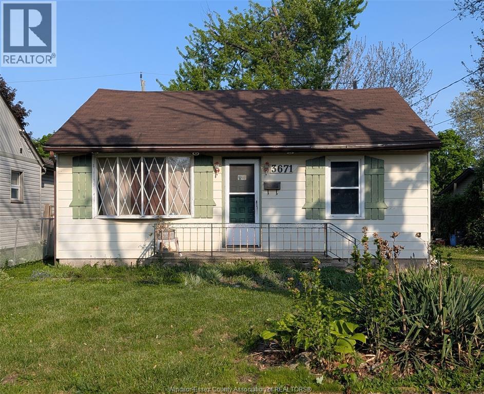 3671 Mulford Court, Windsor — primary photograph