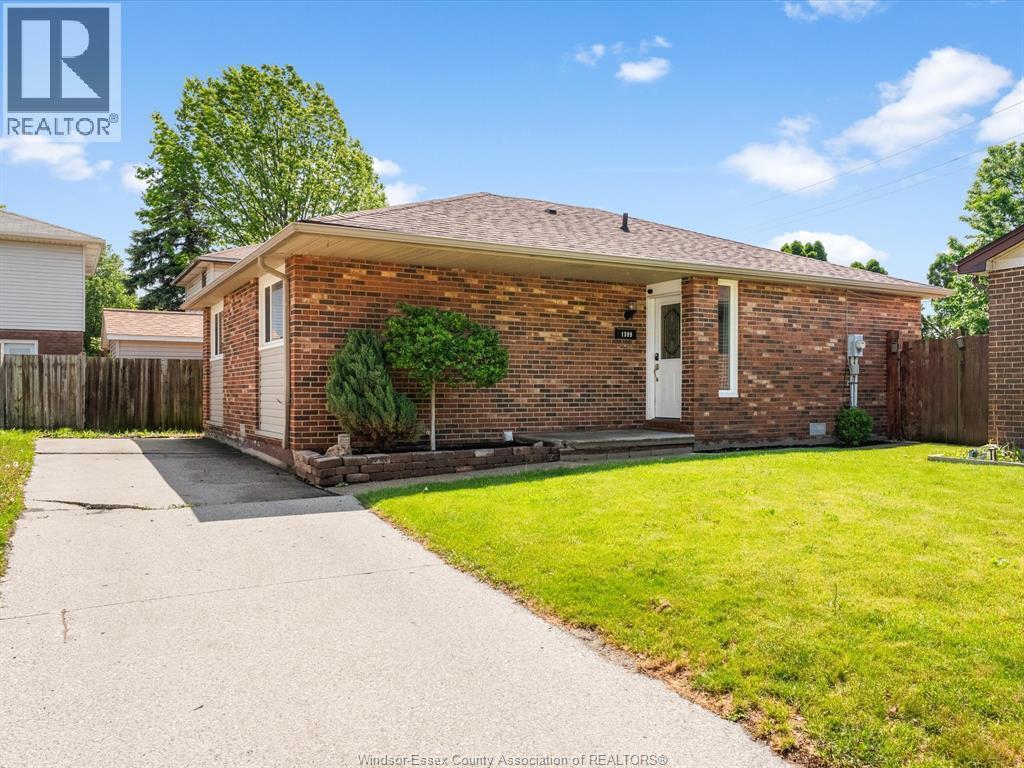 Single Family — 1399 Copperfield Place, Windsor, Ontario