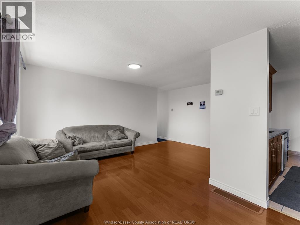 1399 Copperfield Place, Windsor — photograph 3