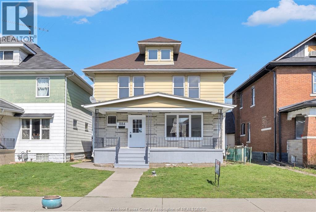 884 Moy, Windsor — primary photograph