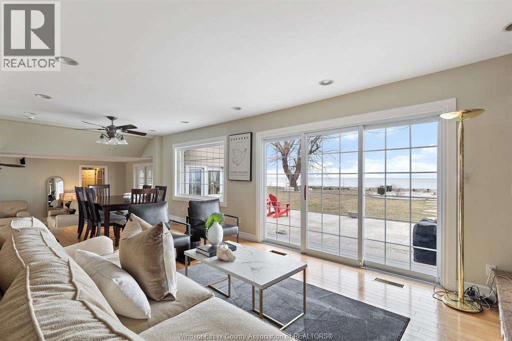 1225 Surf Club Drive, Lakeshore — photograph 3