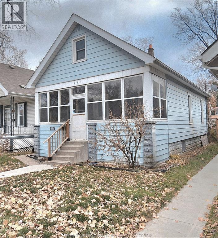 441 Ellis Street, Windsor — primary photograph