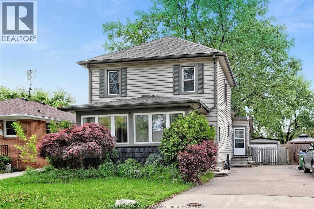 1054 Glidden, Windsor — primary photograph