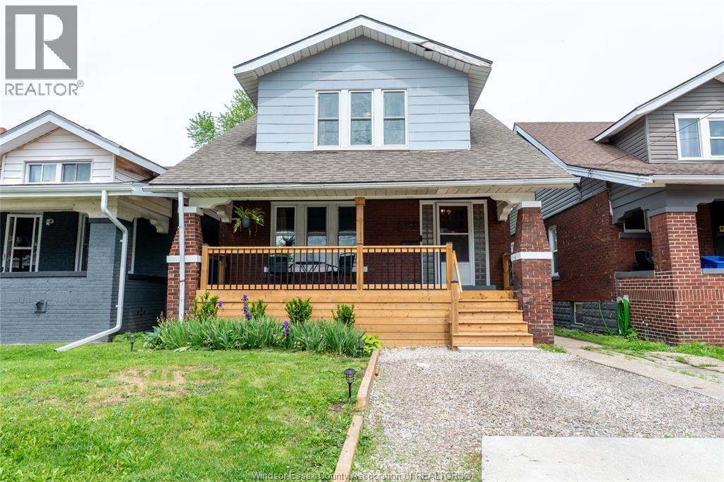 1366 Dufferin Place, Windsor — primary photograph
