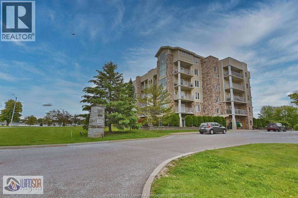 34 Boblo Island Drive #305, Amherstburg — photograph 3
