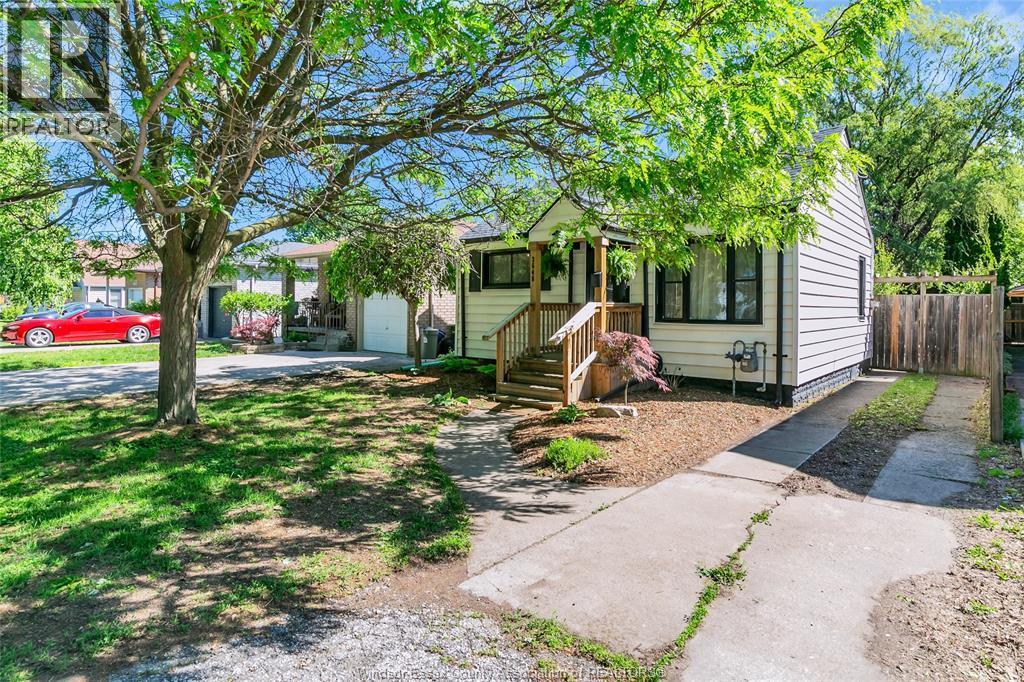 3548 Turner Road, Windsor — primary photograph