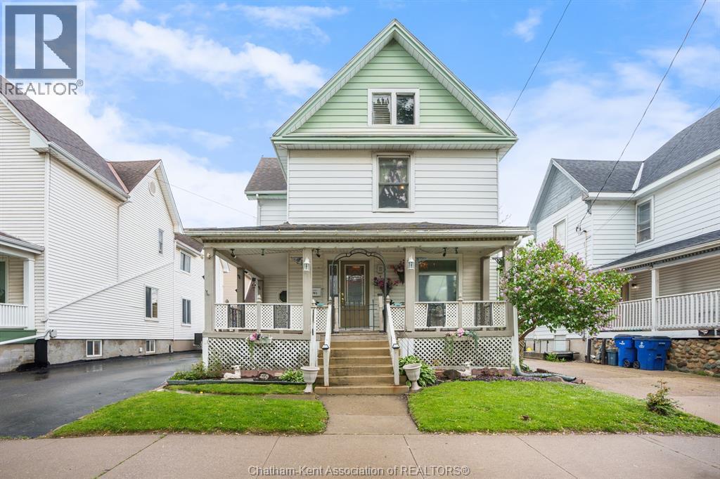 Single Family — 282 Queen Street, Chatham, Ontario