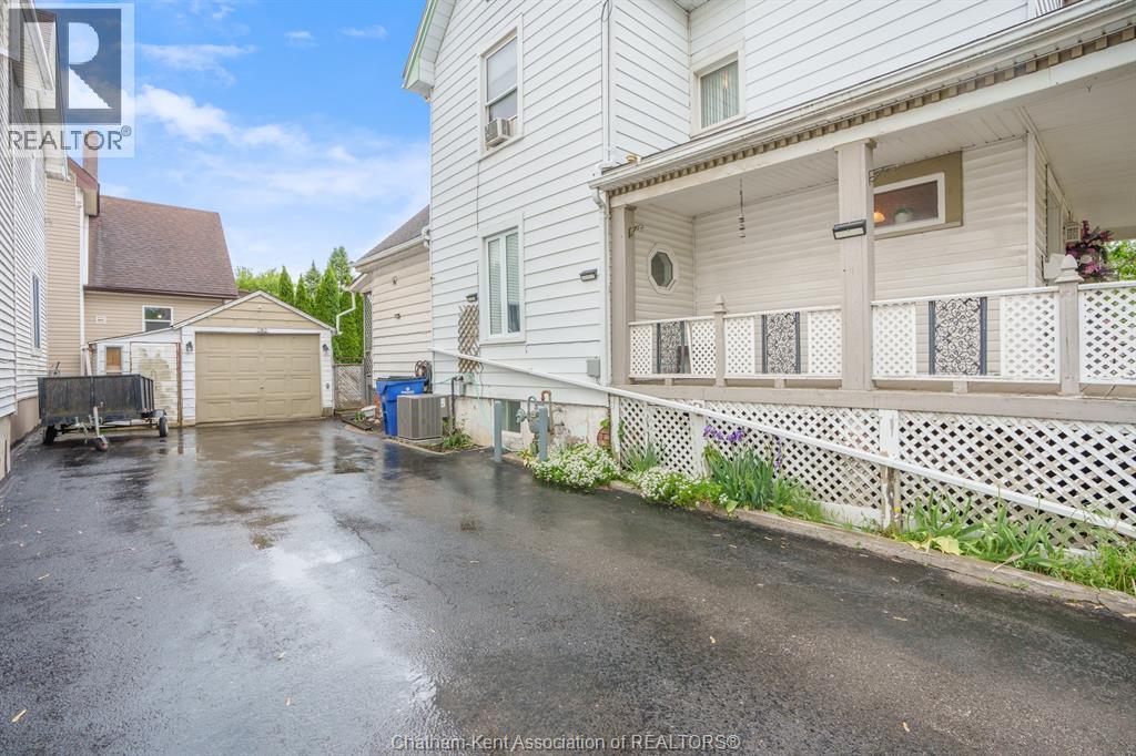 282 Queen Street, Chatham — photograph 3