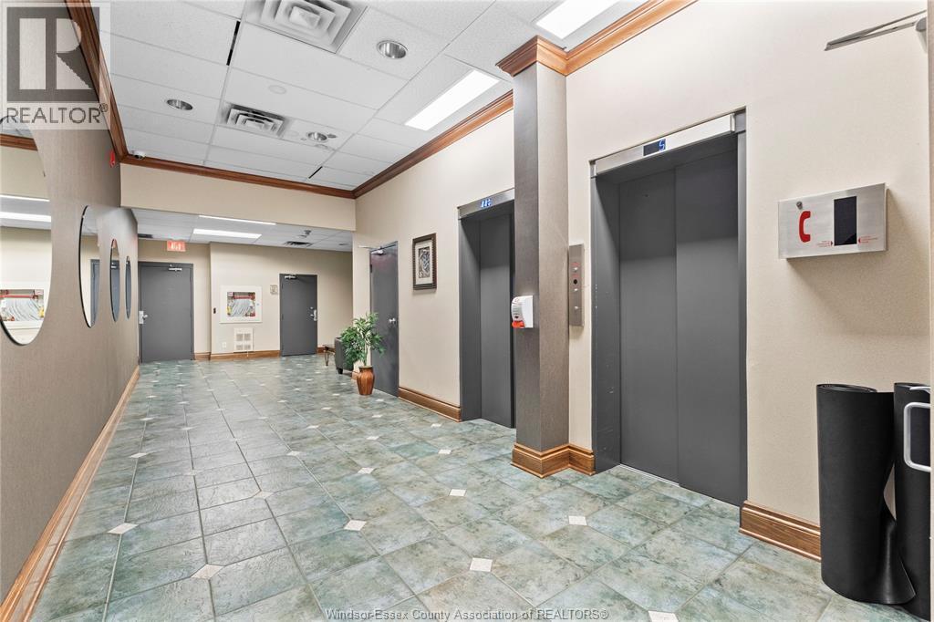 540 Ouellette Avenue #6C, Windsor — photograph 2