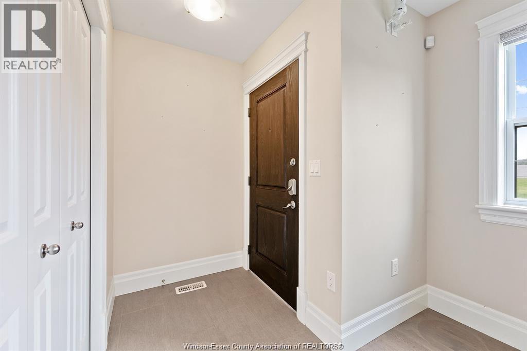 8475 Wyandotte Street E #113, Windsor — photograph 3