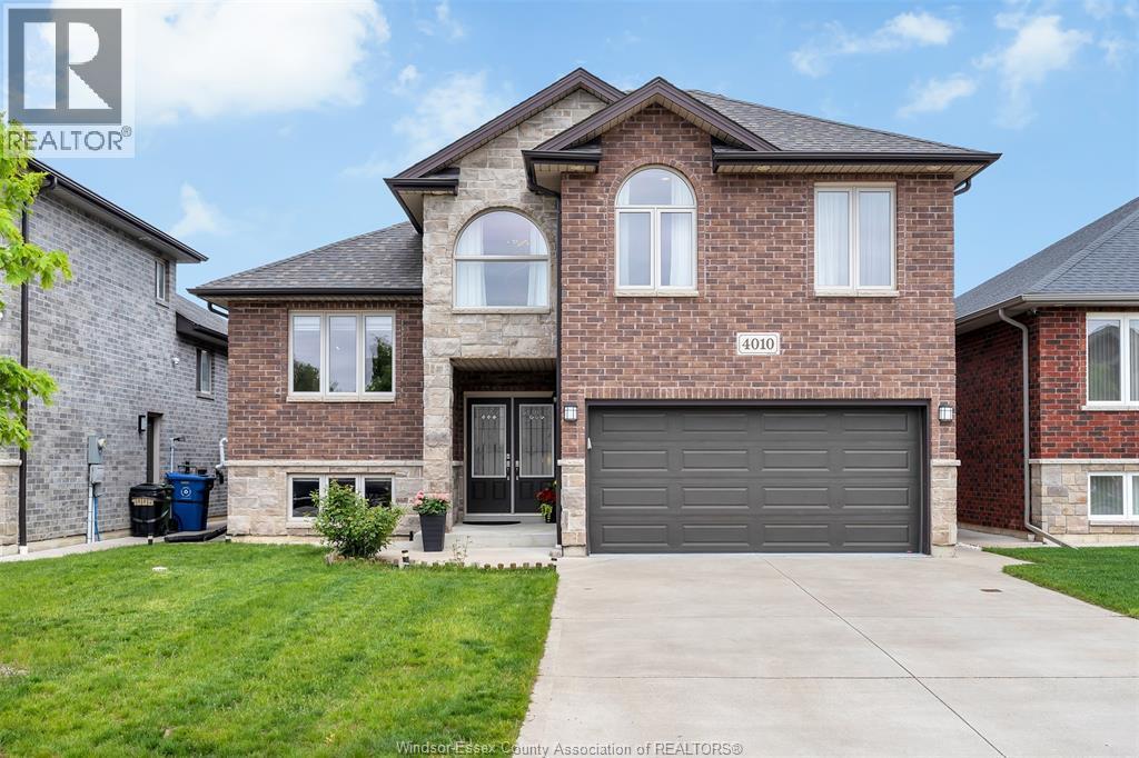 Single Family — 4010 Cosenza, Windsor, Ontario