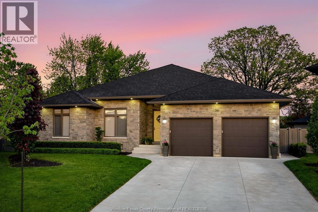 Single Family — 266 Xavier Circle, Lakeshore, Ontario