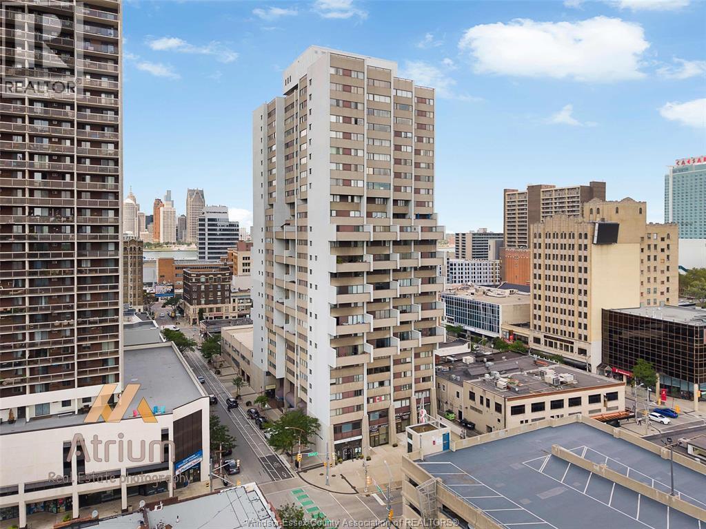 380 Pelissier #1103, Windsor — primary photograph