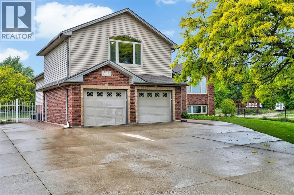 Single Family — 303 Gosfield Townline, Essex, Ontario