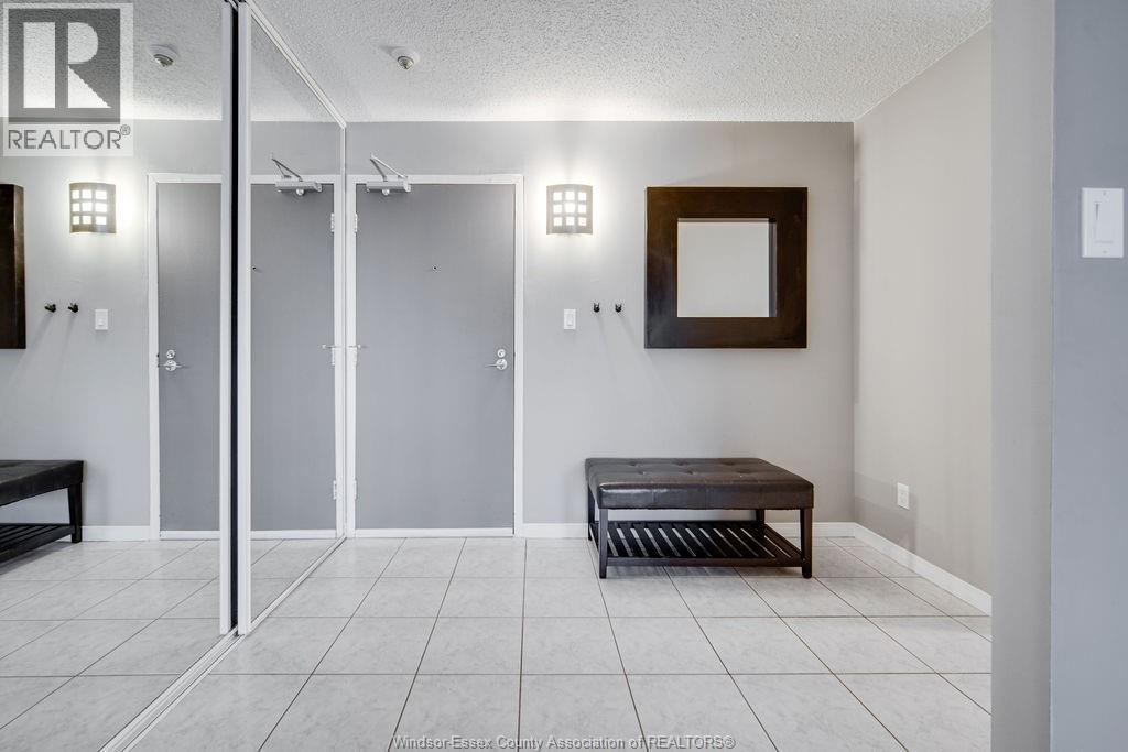 9099 Riverside Drive #221 E, Windsor — photograph 3