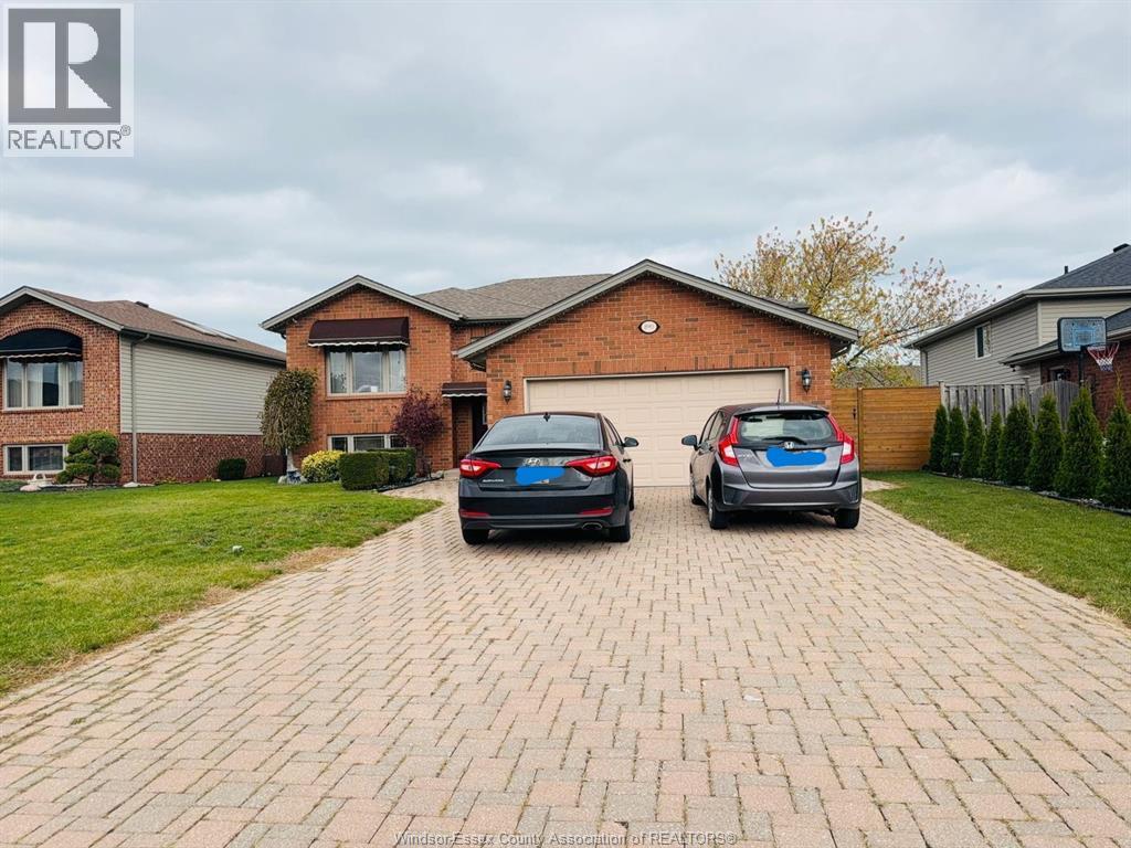 890 Southwood Drive, Lakeshore — photograph 2