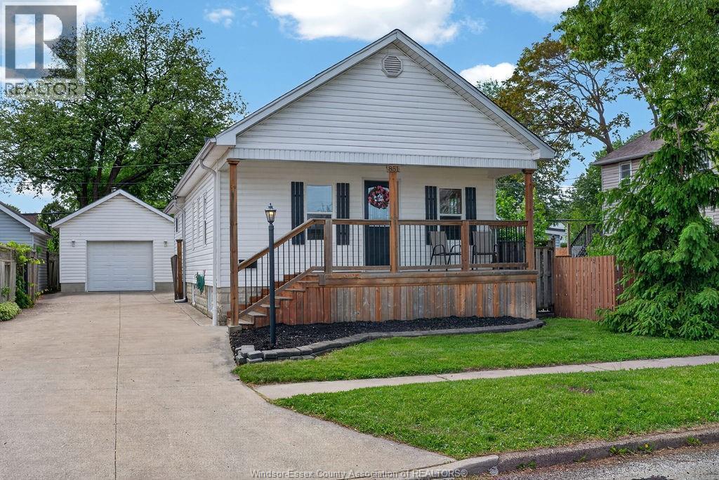 851 Ellrose Avenue, Windsor — primary photograph