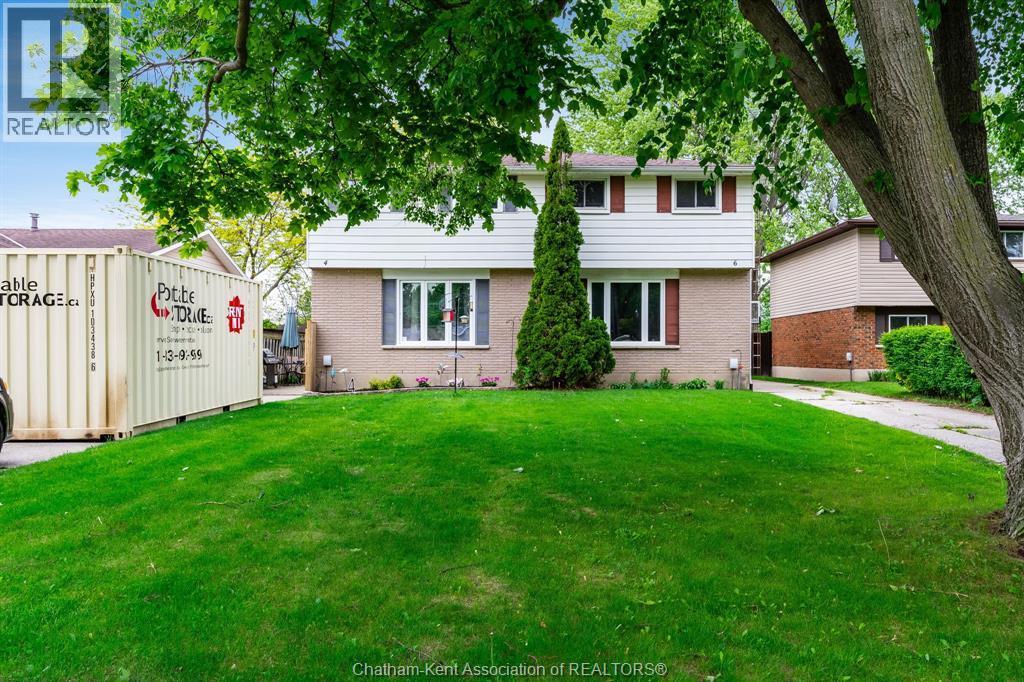 Single Family — 4 Donalda Drive, Chatham, Ontario