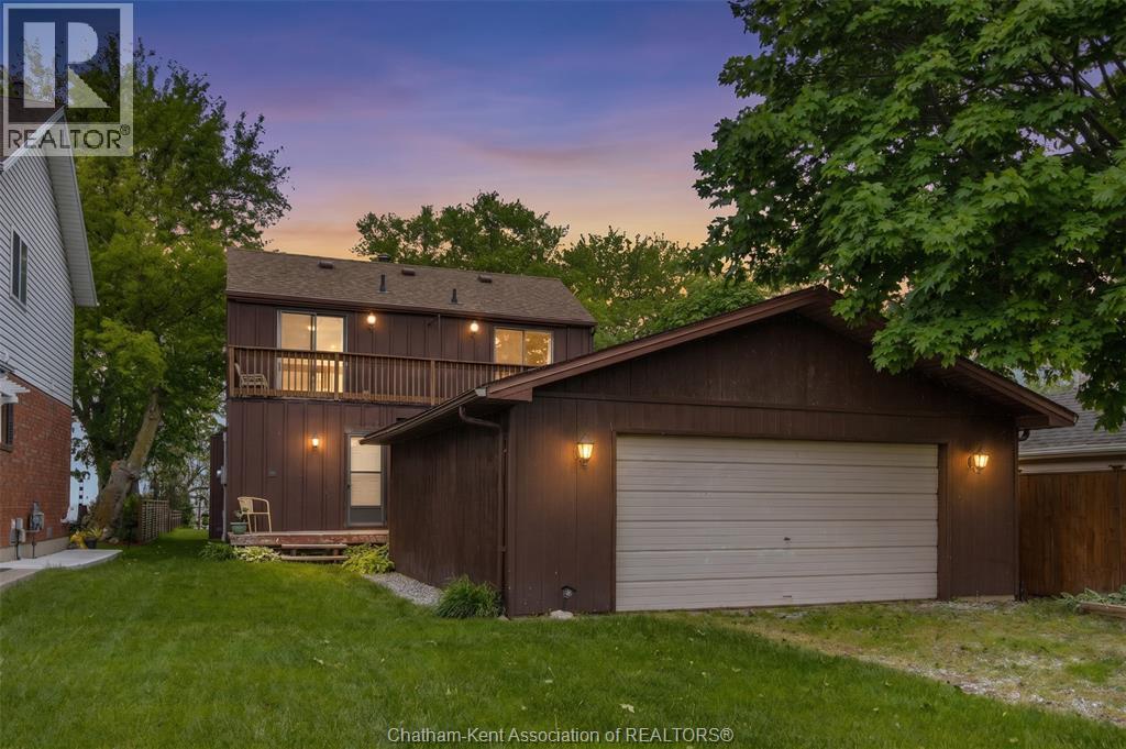 Single Family — 3938 St Clair Road, Stoney Point, Ontario