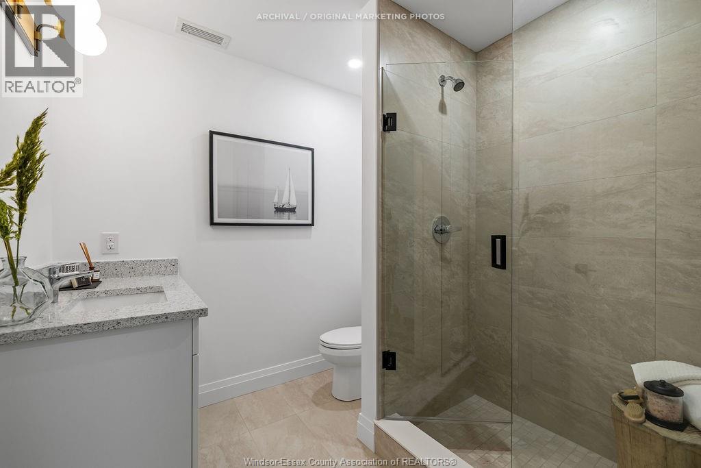 3817 Howard Avenue #203, Windsor — photograph 3