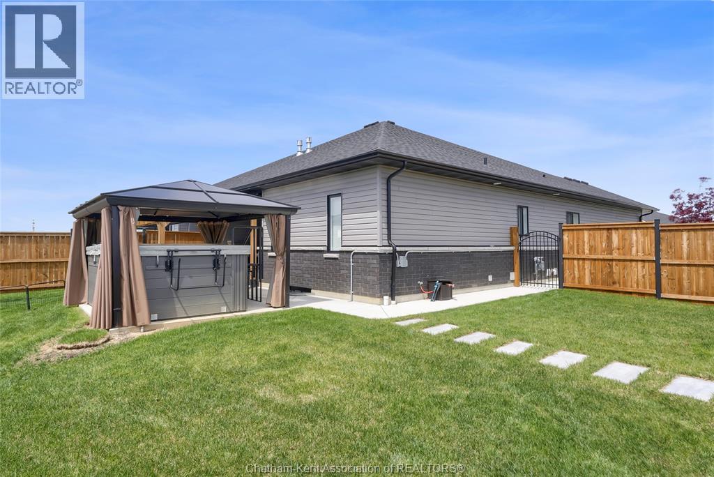 148 Brighton Place, Chatham — photograph 2