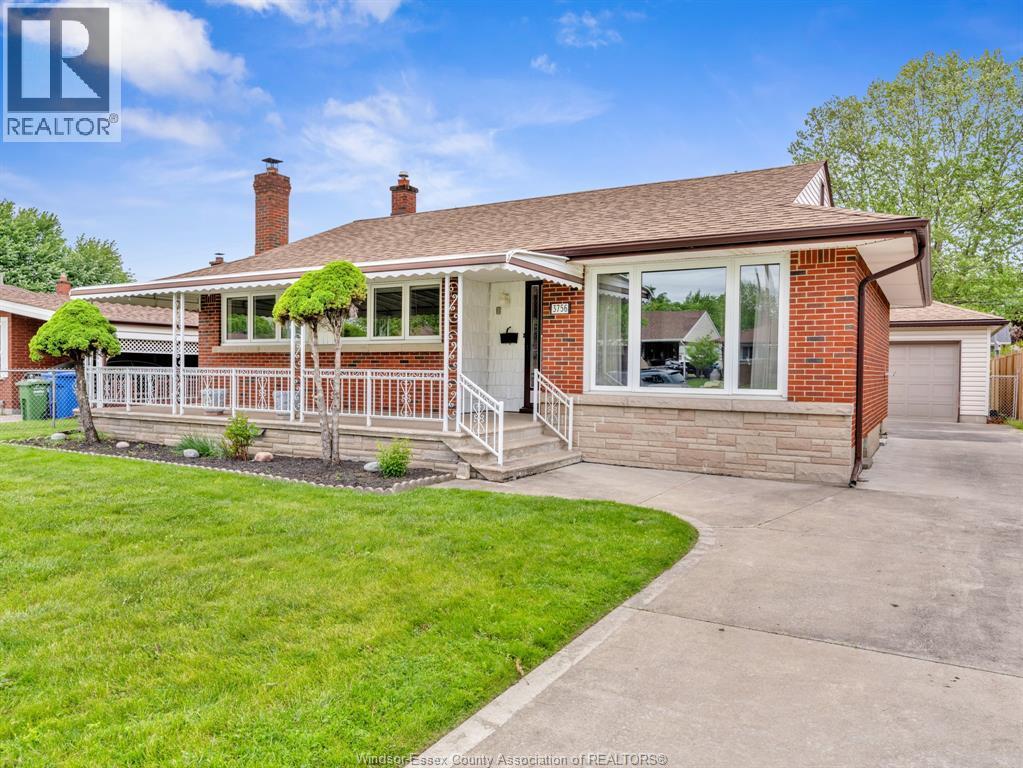 3756 Rosemount Avenue, Windsor — primary photograph