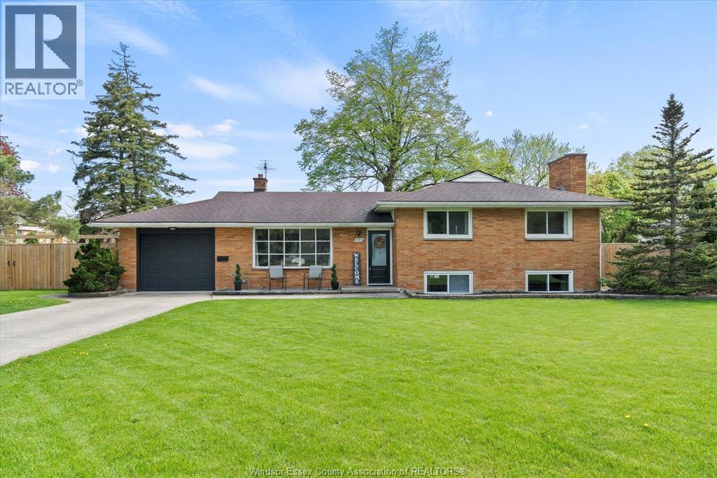 Single Family — 295 Simcoe Street, Amherstburg, Ontario