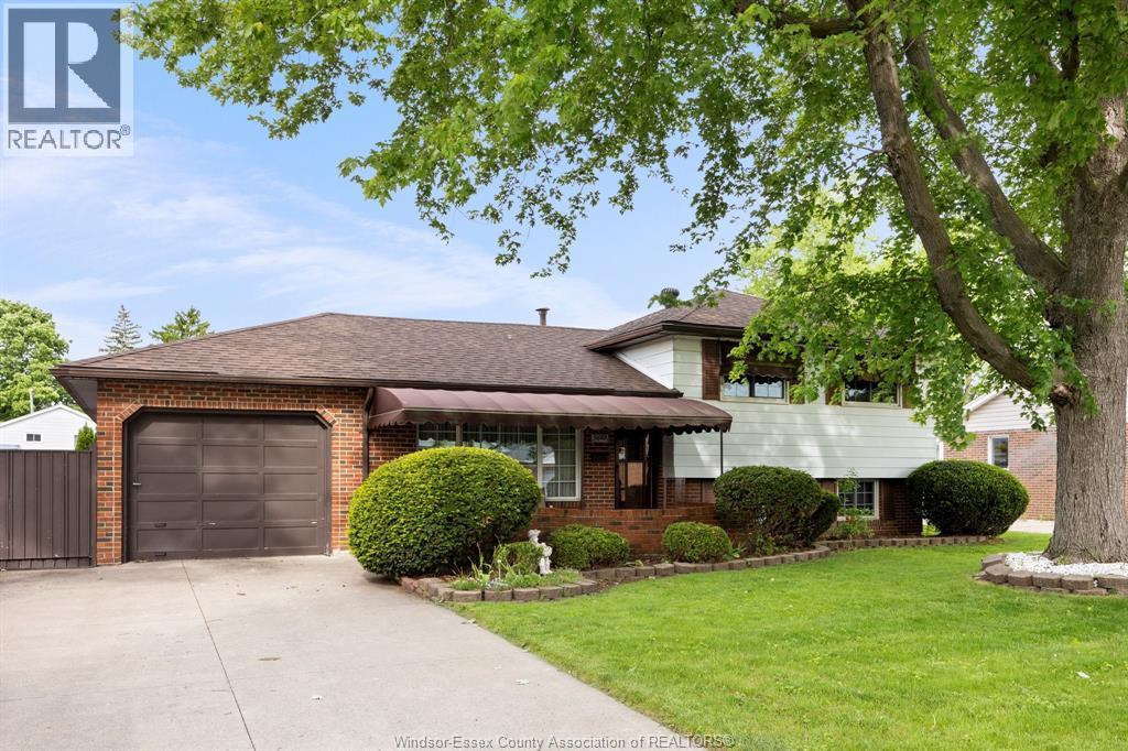 Single Family — 5649 Baldwin, Windsor, Ontario