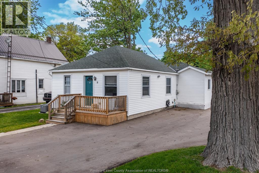 8 Sarah Street, Thamesville — primary photograph