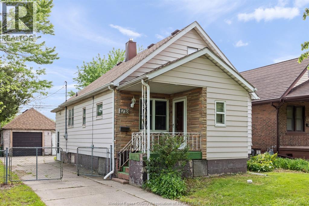 Single Family — 1718 Factoria, Windsor, Ontario