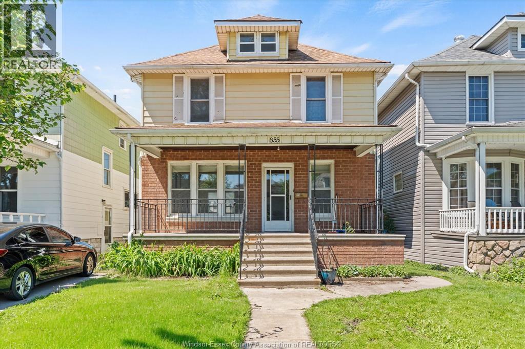 855 Hall Avenue, Windsor — primary photograph