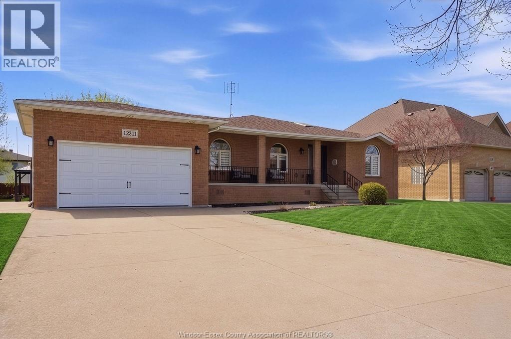 12311 Vickery Lane, Tecumseh — photograph 2