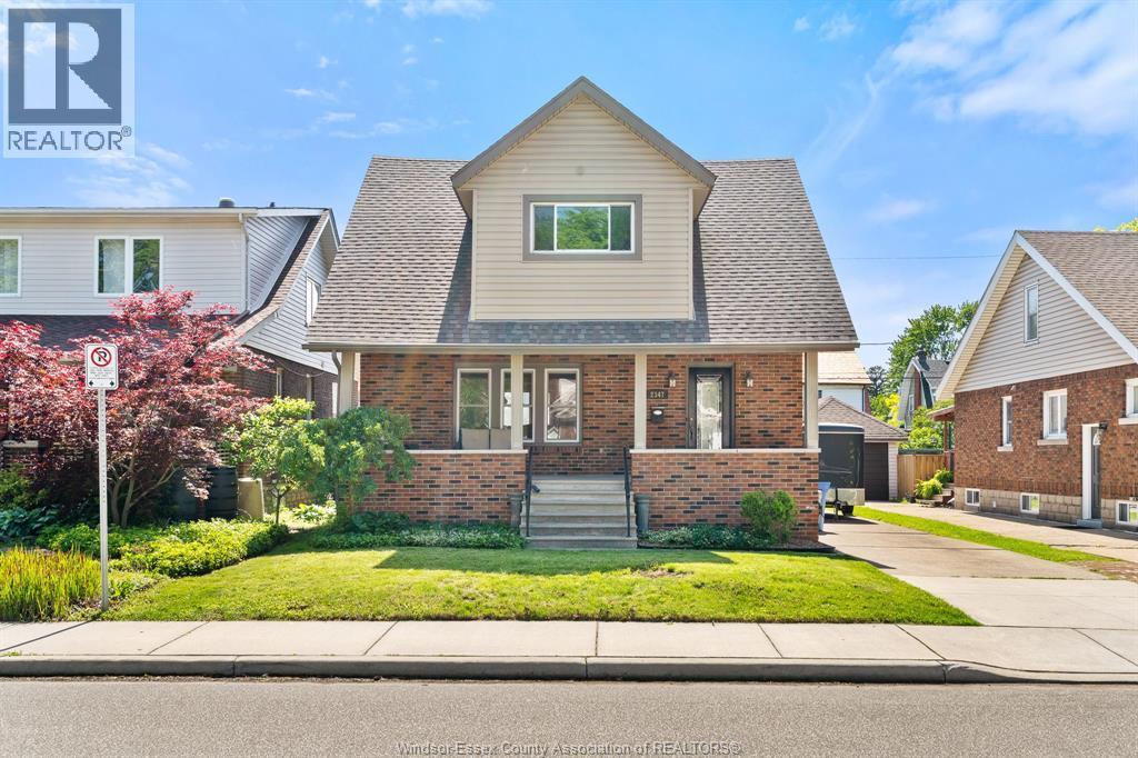 2347 Windermere Road, Windsor — photograph 2